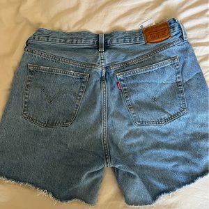 Medium wash vintage Levi cut off shorts